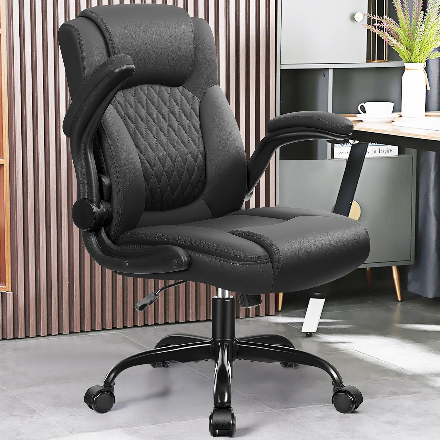PU Leather Black Ergonomic Desk Chair for Short People